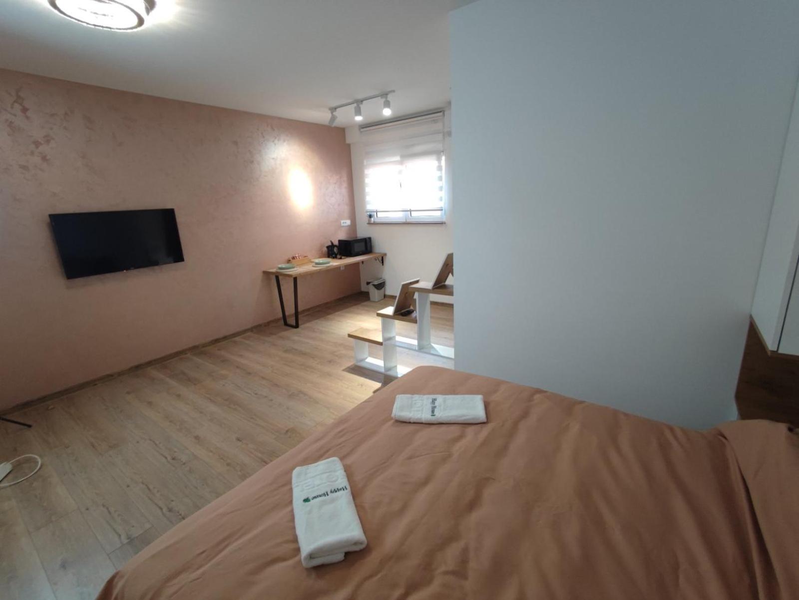 Apartmani Happy House Surcin Luaran gambar